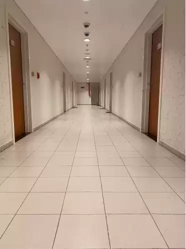 Résidentiel Propriété prête 1 chambre U / f Appartement  a louer au Al-Sadd , Doha #7558 - 1  image 